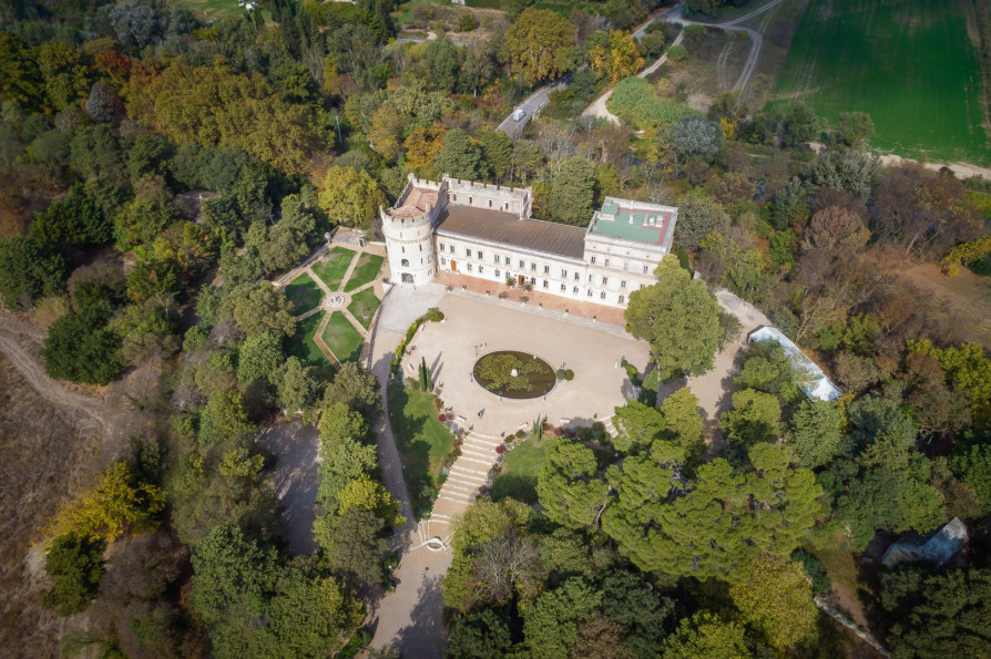vente Château Raphele Les Arles - Photo 8