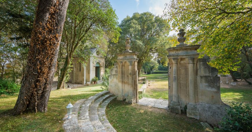 vente Château Raphele Les Arles