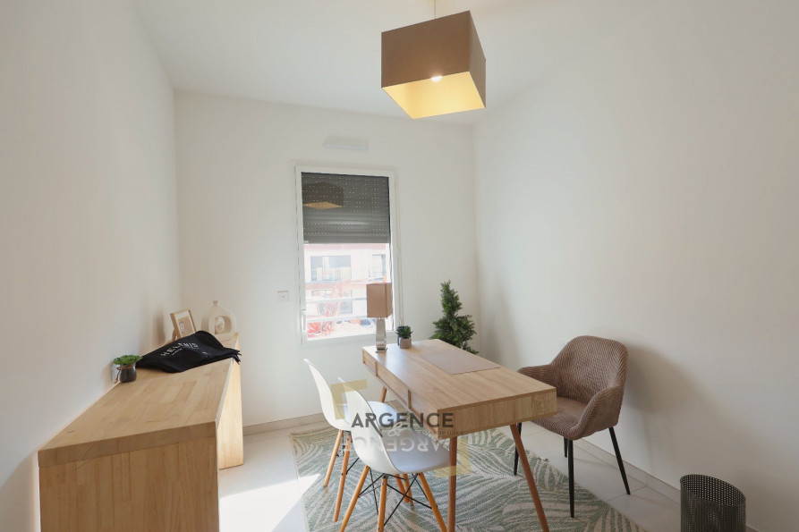 vente Appartement en rez de jardin Saint Clement De Riviere - Photo 5