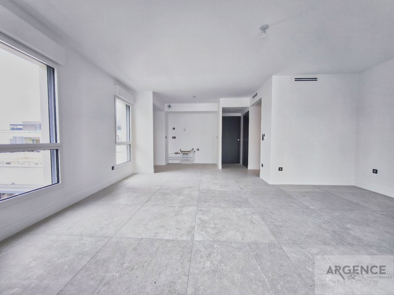 sale Appartement terrasse Baillargues - Photo 3