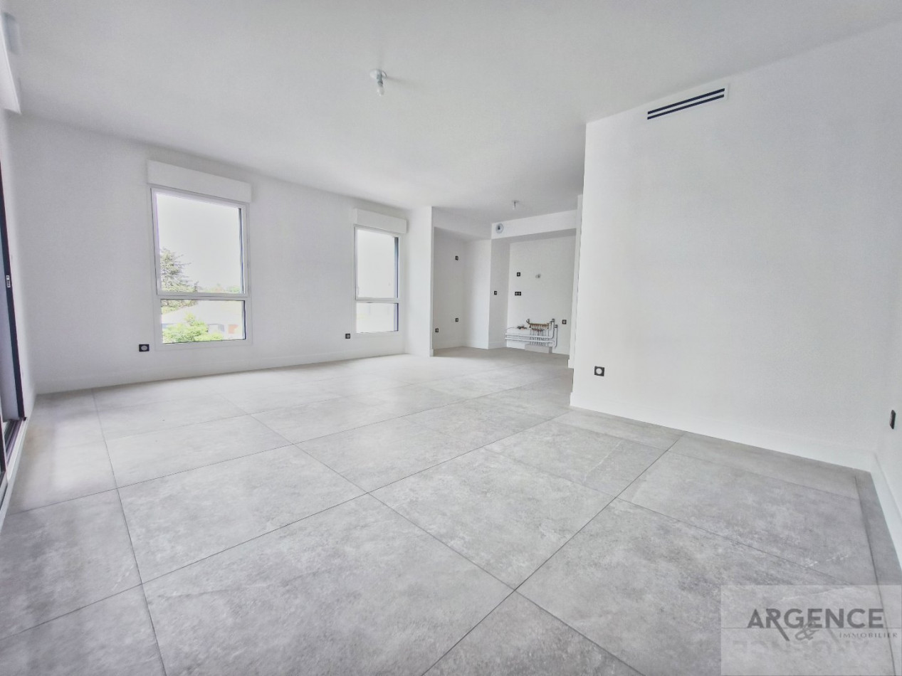 sale Appartement terrasse Baillargues - Photo 4