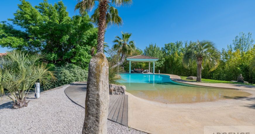 vente Villa d'architecte Saint Mathieu De Treviers