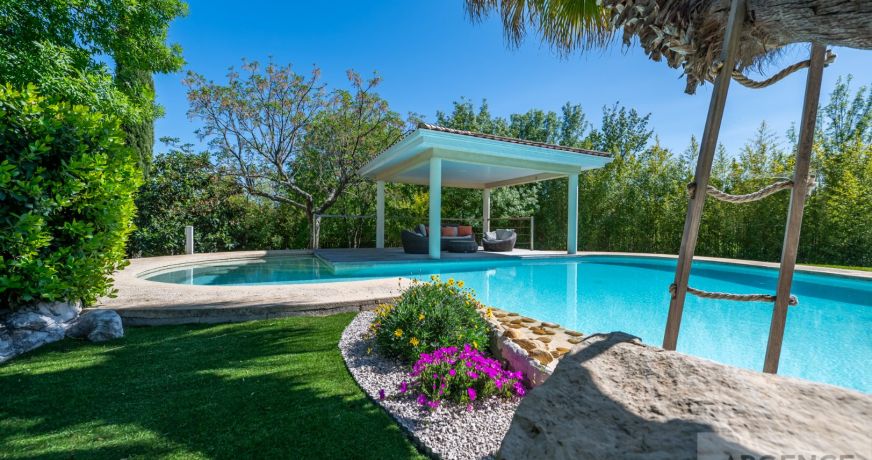 vente Villa d'architecte Saint Mathieu De Treviers