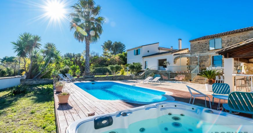 vente Maison de caractère Nimes