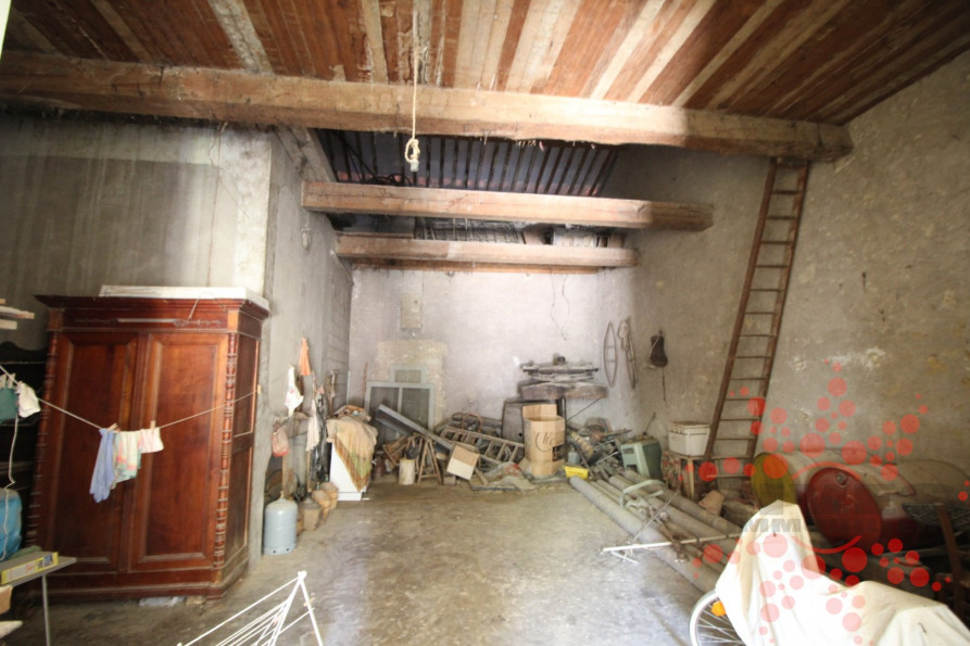 vente Remise en pierre Poilhes - Photo 1