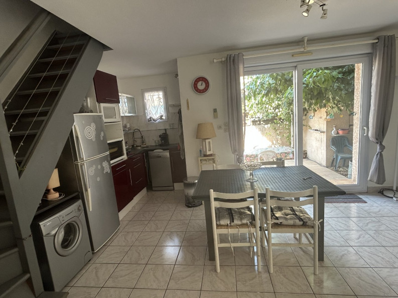 en location saisonnière Maison Redessan - Photo 4