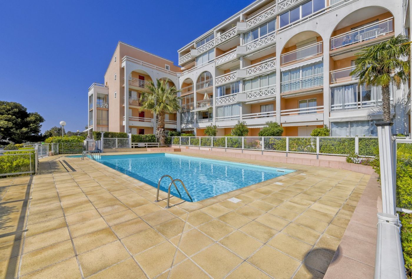 Vente appartement Sete La corniche, 31m² 2 pièces 123 000€ Vente appartement Sete La corniche, 31m² 2 pièces 123 000€