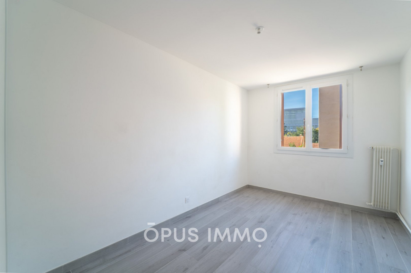 vente Appartement Nimes - Photo 9