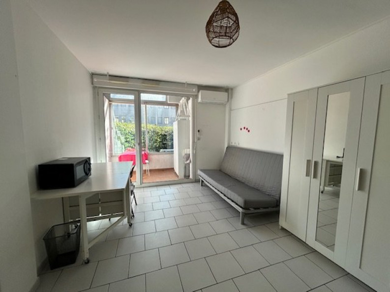 location Studio Montpellier - Photo 1