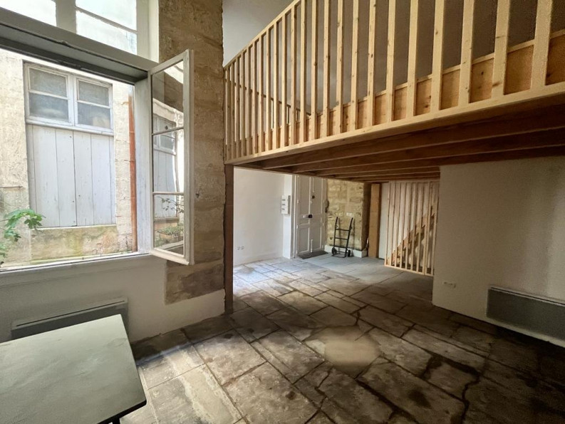 location Ateliers et bureaux Montpellier - Photo 1