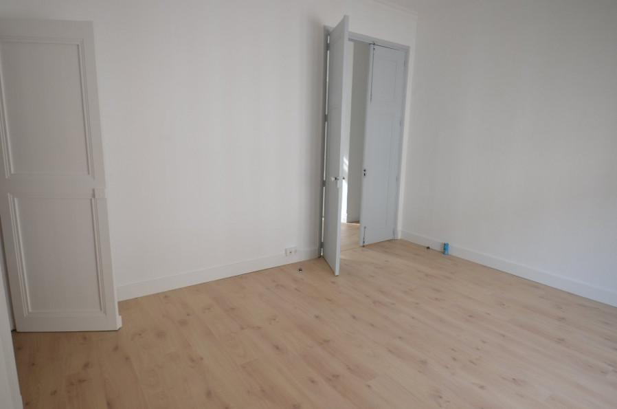 location Appartement ancien Montpellier - Photo 5