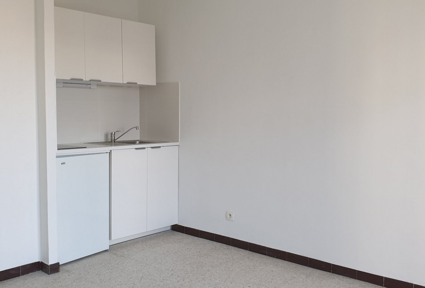 location Studio Montpellier - Photo 3