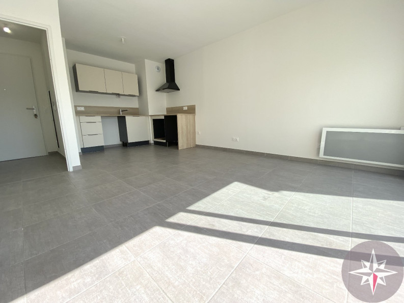 location Appartement Nimes - Photo 2