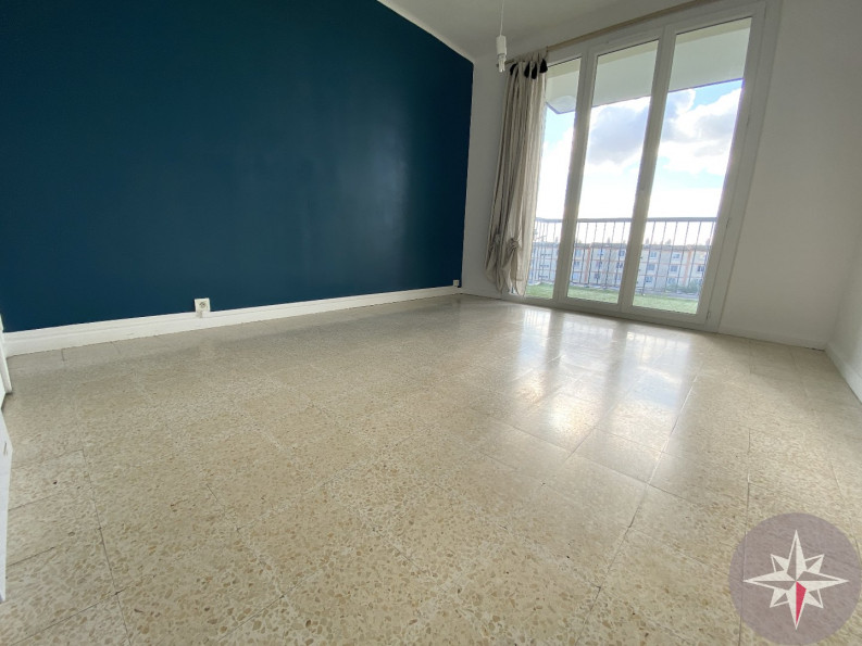 location Appartement ancien Montpellier - Photo 3