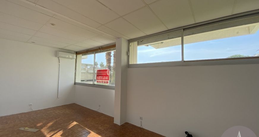 location Local commercial Carnon Plage (mauguio)