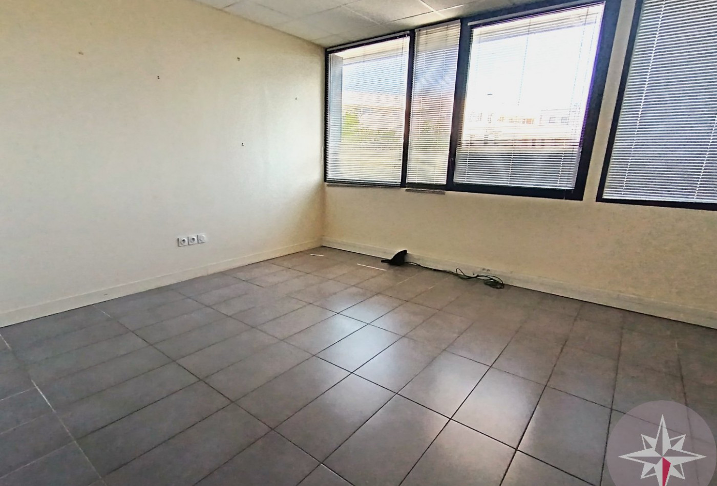 vente Locaux d'activité Montpellier - Photo 7