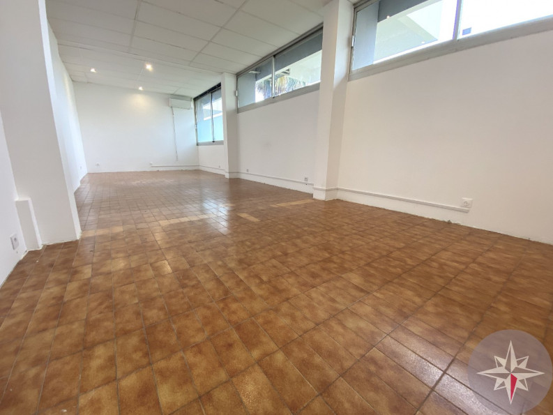 location Local commercial Carnon Plage (mauguio) - Photo 2