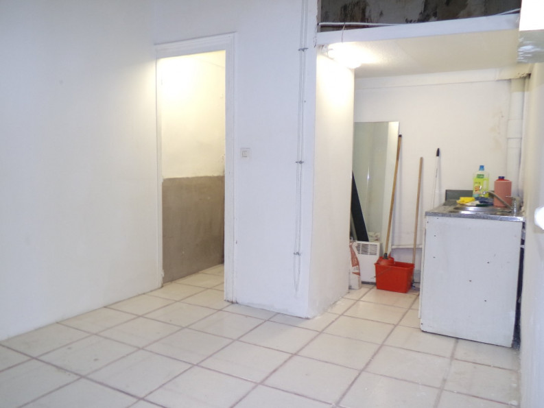 location Local commercial Beziers - Photo 9