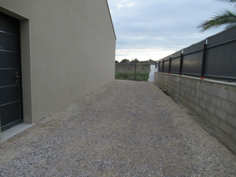 location Local commercial Maraussan - Photo 6