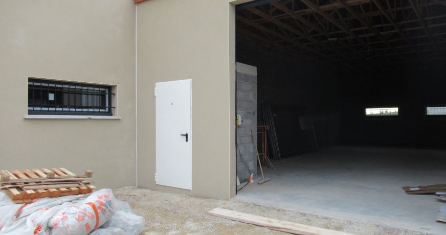 location Local commercial Maraussan