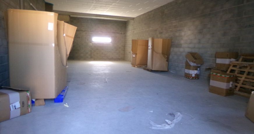 location Entrepot Maraussan