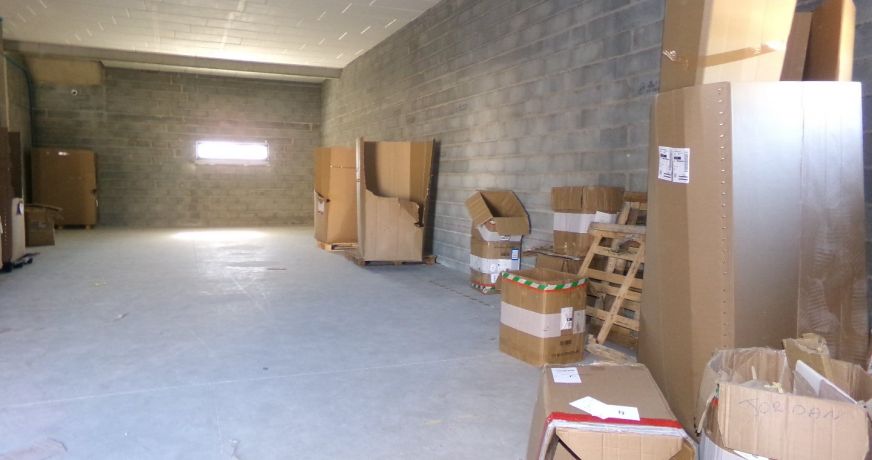 location Entrepot Maraussan