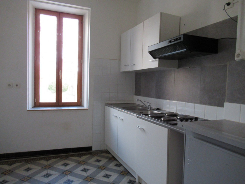 location Appartement Creissan - Photo 1