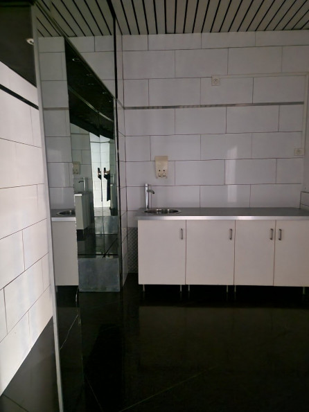 location Local commercial Beziers - Photo 6