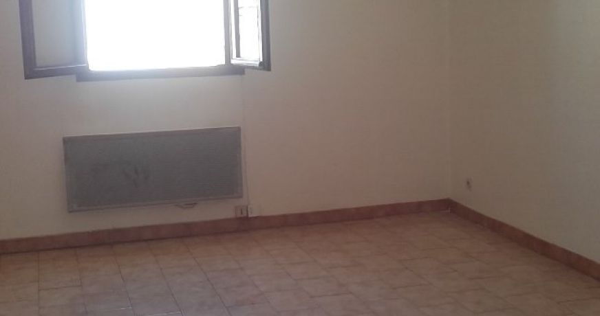 location Appartement Corneilhan