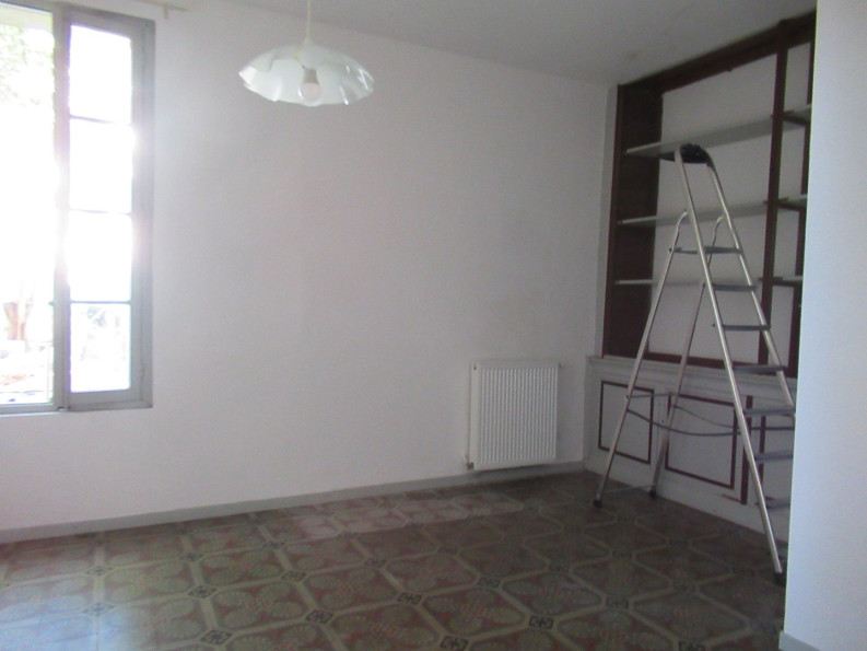 location Appartement en rez de jardin Saint Genies De Fontedit - Photo 5