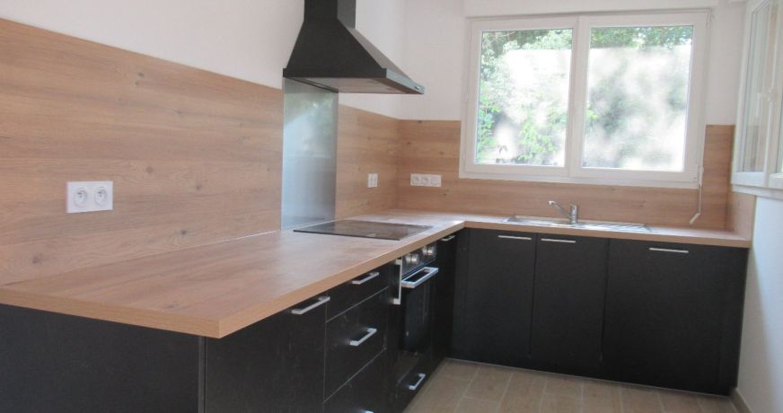 location Appartement Magalas