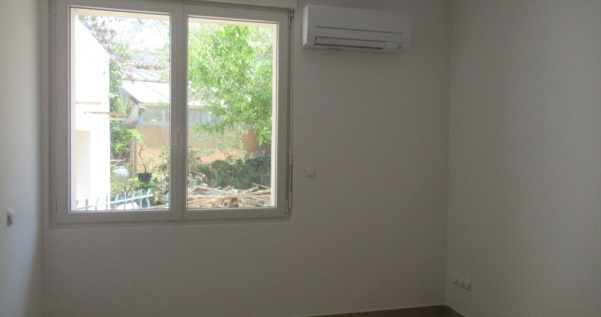 location Appartement Magalas