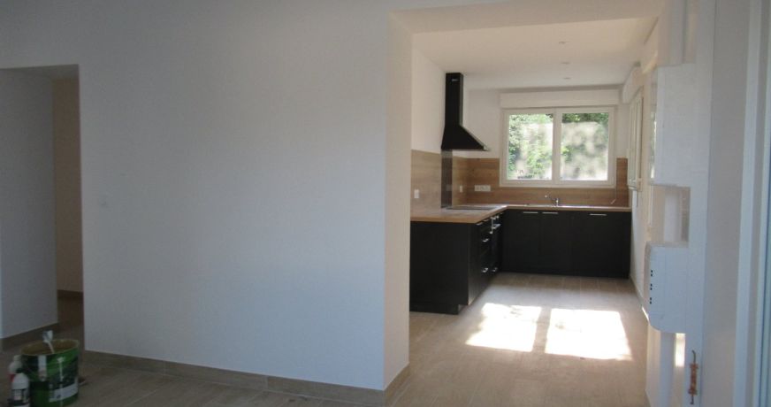 location Appartement Magalas