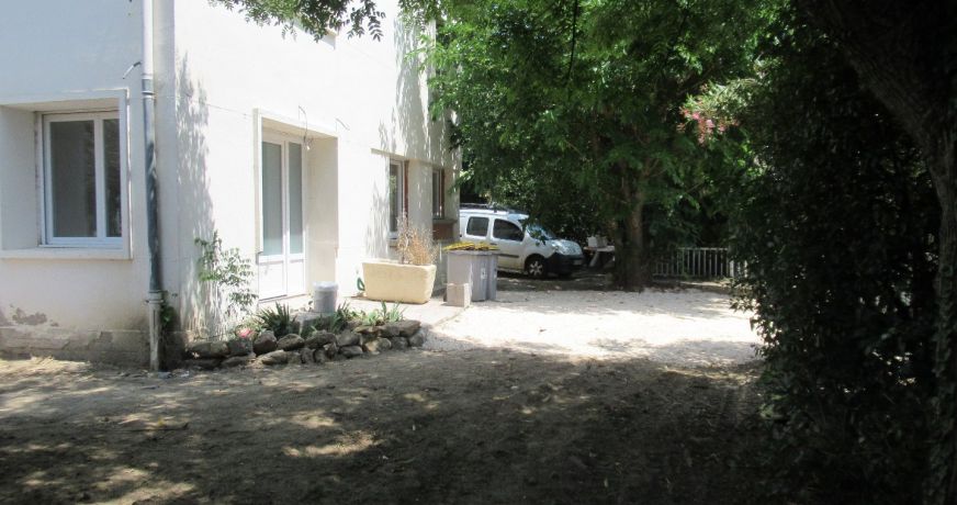 location Appartement Magalas