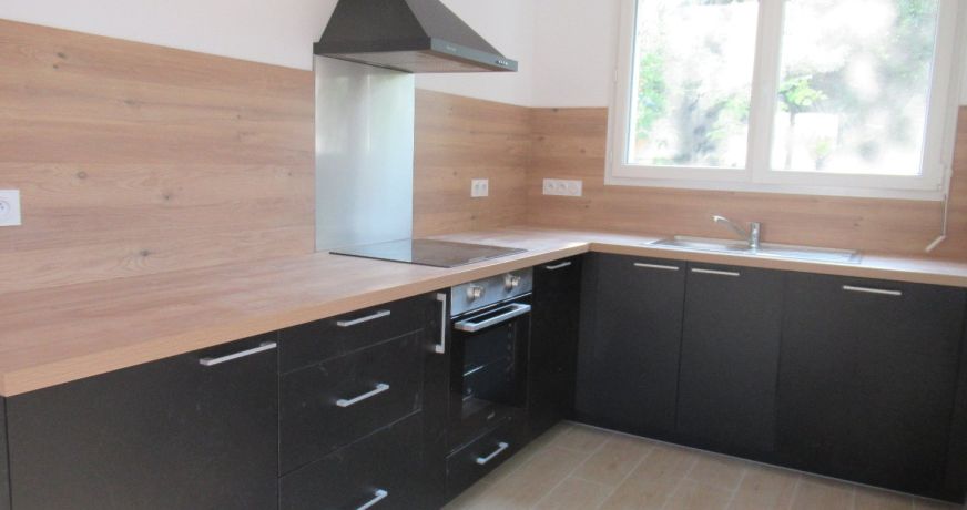 location Appartement Magalas