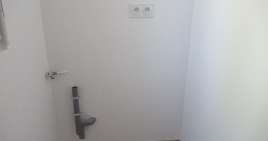 location Appartement Magalas