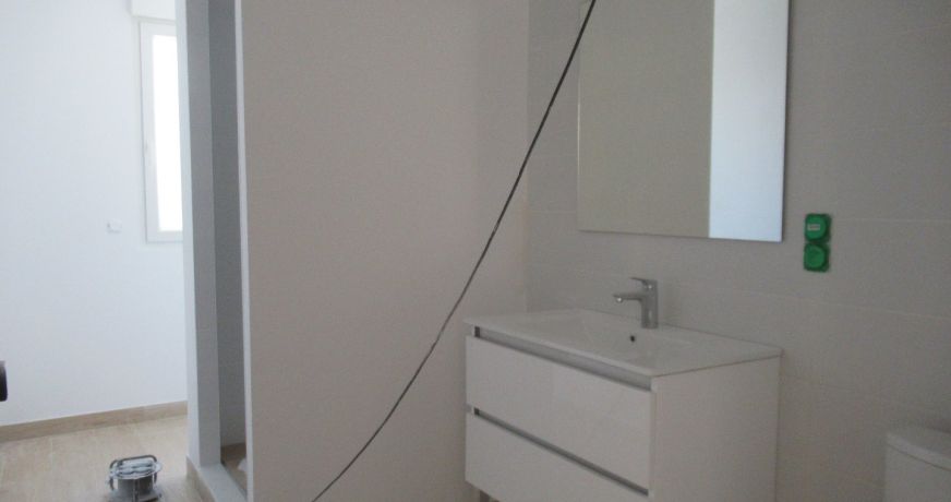location Appartement Magalas