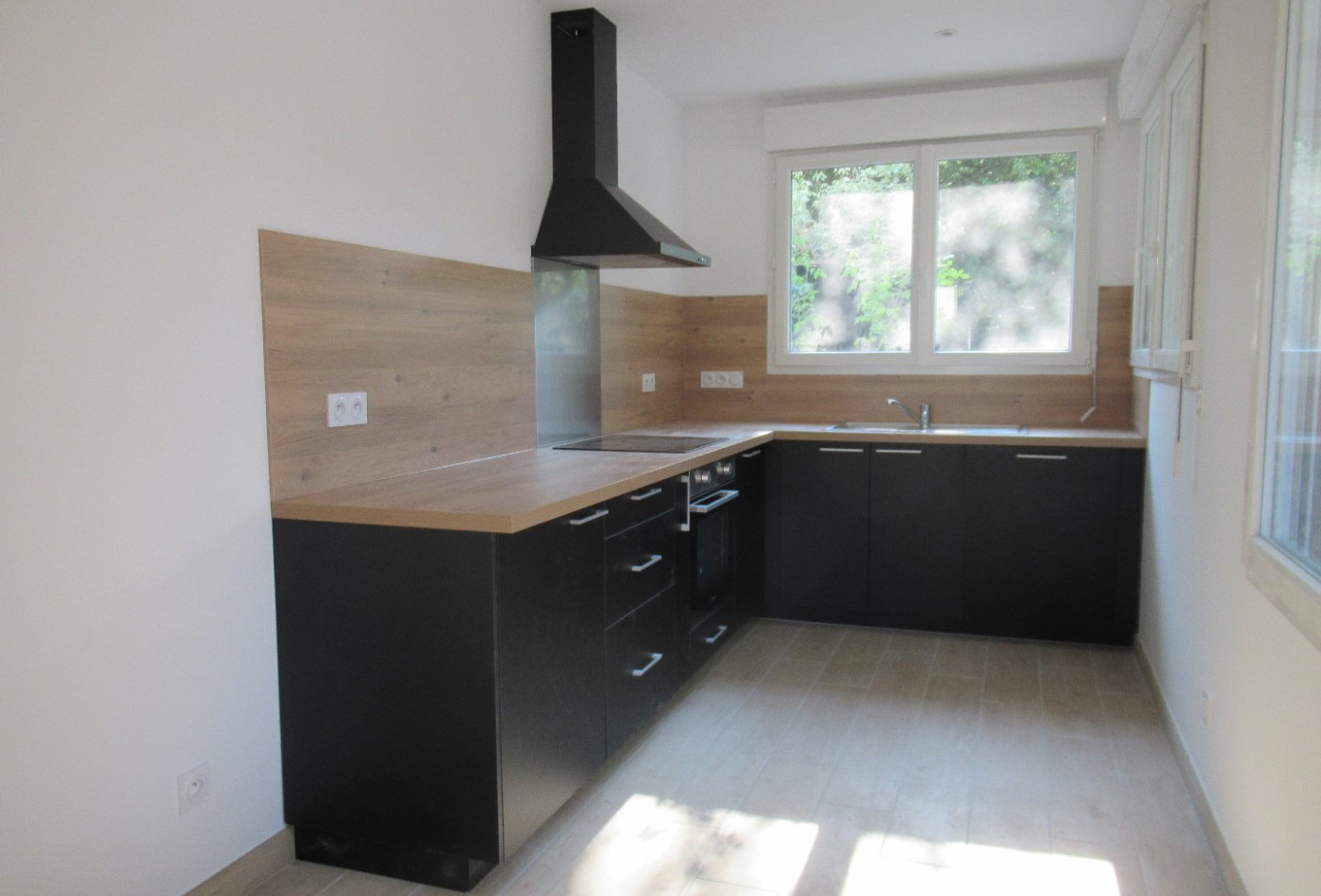 location Appartement Magalas - Photo 2