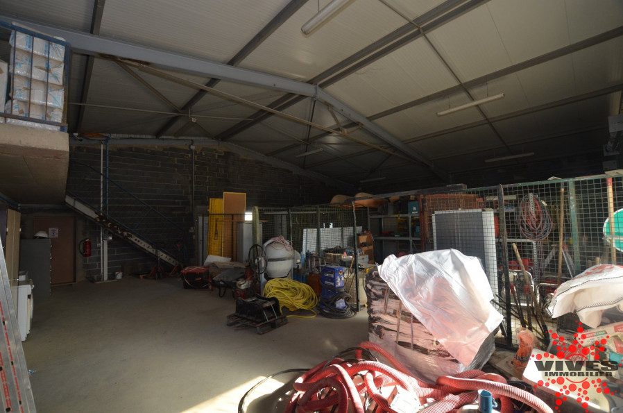 location Entrepots et bureaux Thezan Les Beziers - Photo 3