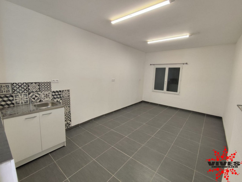 location Local commercial Servian - Photo 1