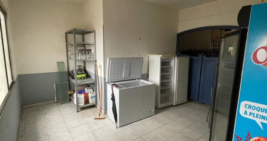 location Local commercial Servian