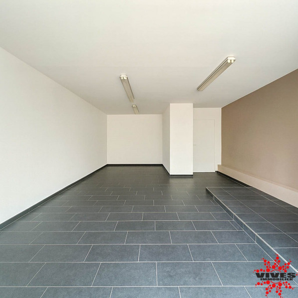 location Locaux d'activité Roujan - Photo 2