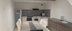 location Maison de village Servian