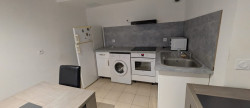 location Maison de village Servian
