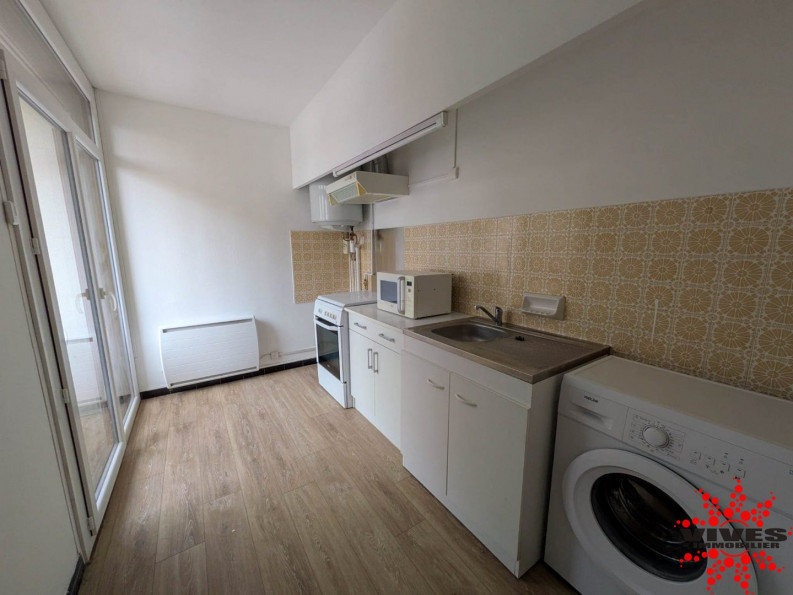 location Appartement rénové Beziers - Photo 3