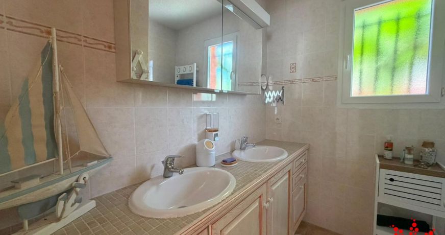 location Maison Servian