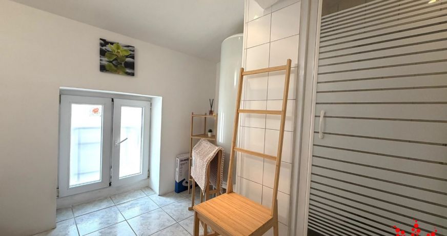 location Maison Roujan