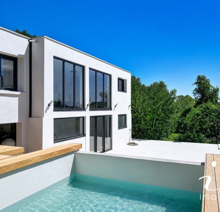 à vendre Maison et dépendances Montpellier