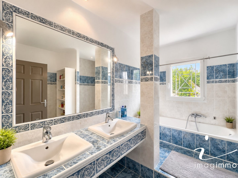 vente Maison contemporaine Saint Drezery - Photo 8