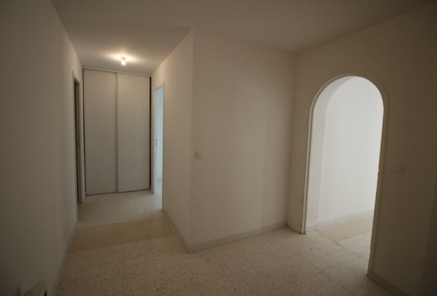 location Maison de ville Saint Thibery - Photo 6